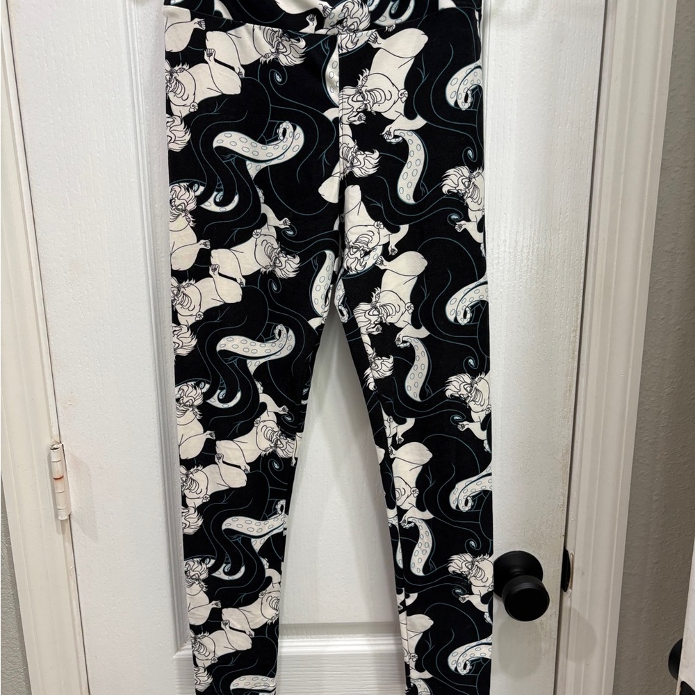 LuLaRoe Disney Leggings with Little Mermaid Print